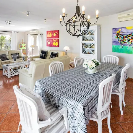 Beautiful Quinta Tropical Private Pool Air Conditioning Wifi Loule
