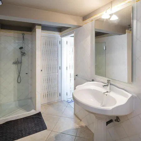 Beautiful Quinta Tropical Private Pool Air Conditioning Loule